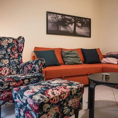 All New 55M Apartment In Athens 150Meters From Subway Exterior photo